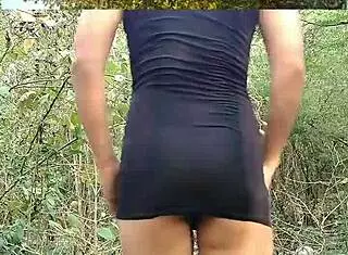 showing off my tasty ass in the mountains 😍