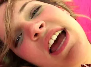 Can freaky first timer Renee Jordan go no handed?