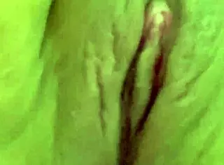 Novinha's Pink Ass Winks in Anal