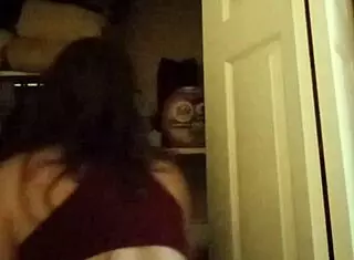 hey, check mollyjanexxx update on big natural tits housewife in usa backstage solo