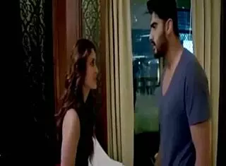 Kareena Kapoor and Arjun Kapoor Sizzling Sex Scenes in Ki & Ka