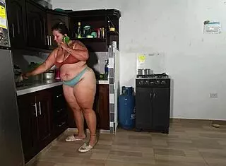 Hot plumber worker bangs steamy Latina chick hard at job site with rough deepthroat and wet missionary pounding!