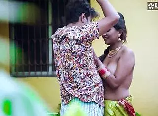 Pati Ke Chhote Bhai Nai Nawalee Bhabhi Impress Karke Chodne Ka Maja Luta