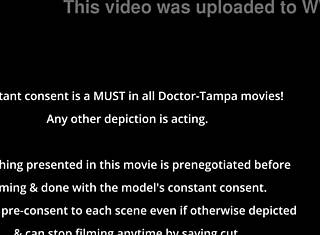 Yasmine Woods Mahasiswi Baru Orgasm Hitachi Dokter Tampa Buka Memek Cukur Toys Jari di RS