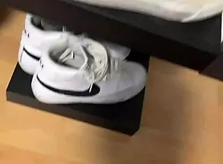 good morning, wanna see more of my barefoot feet fetish with smelly socks and nylon?