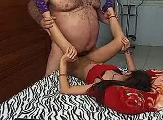 Novinha Gosta De Velho