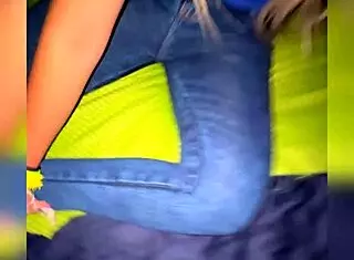 Inocente y tierna es mi hermanastra en la cama con petite blonde not sister roleplay in homemade first time.