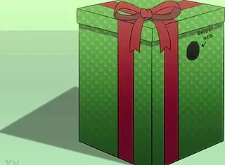 Detailed Christmas Blowjob Leading To Cumshot