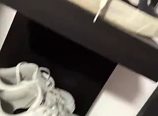 good morning, wanna see more of my barefoot feet fetish with smelly socks and nylon?