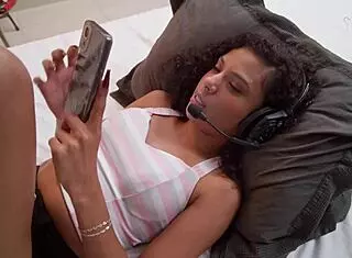 Novinha Do Pix - Garota Jovem Indo Dinheiro Para Seu Suggar Daddy Parte 1