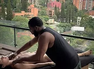 Would you like an intimate romantic massage from your friend like she got?