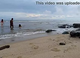 hey, watch me trepando com duas e gozando pra mamar