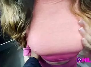 Peruvian actress gets creampied by chubby fan after gym encounter in park