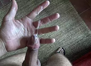 Why is my perverted stepmother pissing right in front of me like this?