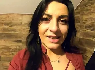 Milfycalla tastes her pussy salt pee!