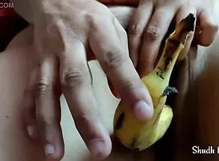 Hey sāli, you put banana in your pussy and jījā fucked you with it too