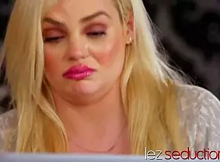 Blonde Babe Aali Kali Yearns for Katy Jayne's Lusty Facesitting Embrace