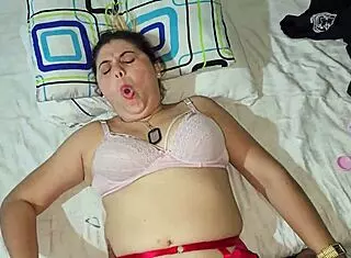 I'm punishing my white-skinned blonde girlfriend's ass hard with rough anal sex and spreading