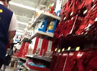 One candid mom shopping captured