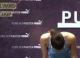 Jacqueline Fernandez hot workout exercise video