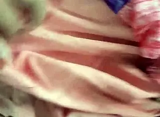 telugu aunty shows black pussy