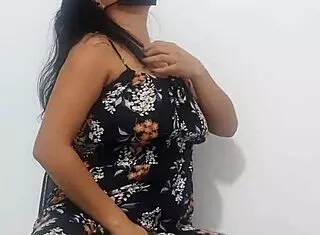 Woman Dancing Showing Her Ass and Tits Very Good