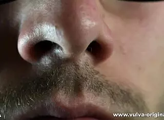 facesitting blonde squirting her pussy juice everywhere 😍