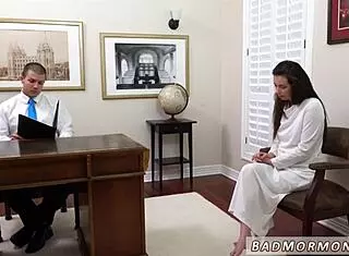 Hot brunette submits to rough anal pounding in woods first time!