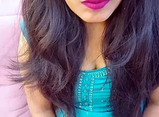 Horny Jija FUCKS Big Ass Desi Indian Unmarried Sali CLOSEUP Blowjob and Doggystyle