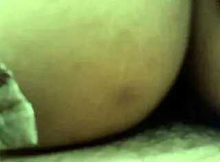 Chịch con bạn gái mông to trong ks!