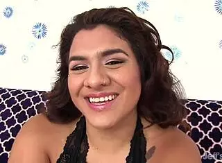 Vibrator brings amazing orgasm to hairy plump latina korina lust