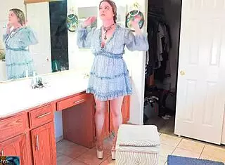helping stepmom dress turned into missionary sex with big natural tits milf. i got to cum inside her blonde pussy in bathroom