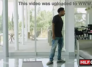 Hot Big Ass Brunette Paris The Muse Seduces Ricky Spanish With Amazing Big Naturals For Bathtub Fuck