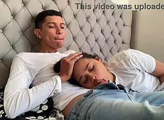 Padrastro pervertido METE LA POLLA en mi boca hasta correrse in this taboo petite tattoo scene