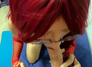 Jovencita Kelly puts on red lingerie and fucks until her pussy fills with cum!