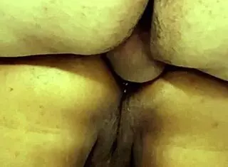 eres un maldito dijiste que no me ibas a dar tan duro por el culo y me dejaste el culo ardiendo