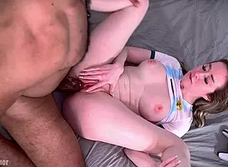 Free use with gamer girlfriend Alaina Taylor - want some action?