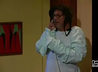 marcela posada actriz colombiana desnuda en la serie colombiana brujeres 2000