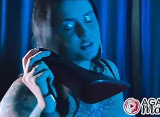 Duas Lésbicas Gostosas Em Fetiche De Pés L Vídeo Completo No Sheer E X-Red