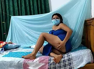 Curvy milf gropes her big ass and sexy body after bath