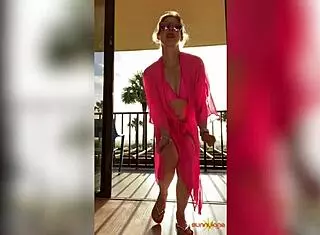 sunny lane shakes her booty and twerks in a fun display