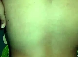 Amateur Asian Babe Gets Wet Pussy Fucked in Close Up Doggystyle Creampie