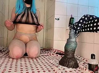 Kahn 13 inches circumference anal only gaped & wrecked