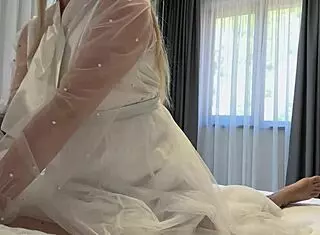 i fuck my lover while pregnant with intense creampie action