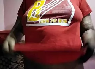 this indian babe with huge natural tits got a curvy photoshoot massage for her first time