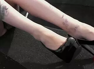 Brunette Krysta Kaos Gives Philly John Footjob Until He Cums on Her Toes