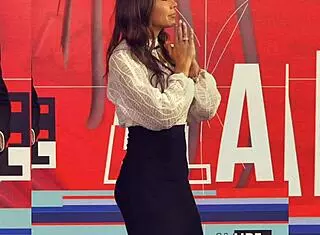 paola rojas upskirt view is intriguing 😏