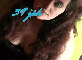 Ficksau zu Vermieten Hints at Gangbang Group Action with Facial and Bukkake Elements