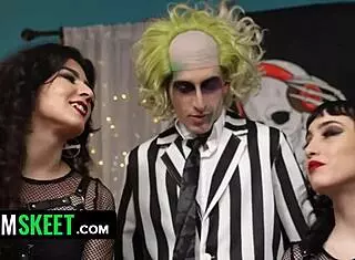 Beetlejuice xxx parody turns into a wild 4some with slutty friends and jizz everywhere! 😈