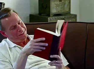 wife invites her friend over for a casual home visit